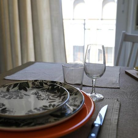 Interno 11 City View With Kitchen - 70 Mq Bari Buitenkant foto