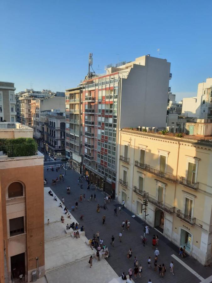 Interno 11 City View With Kitchen - 70 Mq Bari Buitenkant foto