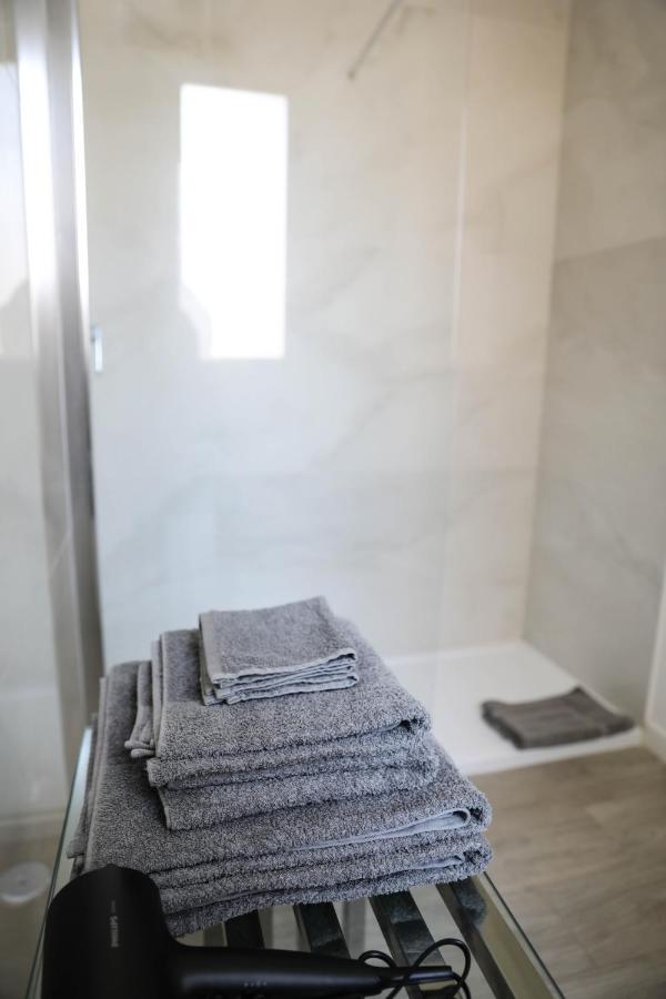 Interno 11 City View With Kitchen - 70 Mq Bari Buitenkant foto